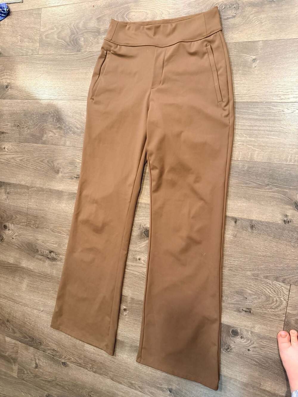 Halara Flex DayStretch Mid Rise Side Zipper Pocket Brown Size Medium Tall - Picture 5 of 8